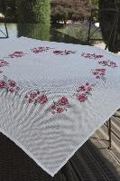 Roses Roses, surnappe " Brodlia " kit broderie traditionnelle