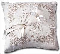 Ronde de Fleurs, kit coussin de mariage  broder Luc Crations