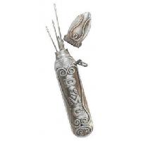 Etui  aiguilles vintage pendentif DMC