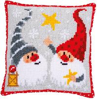 Gnomes de Nol,  kit coussin canevas Vervaco