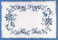 Motif floral bleu, napperon coton  broder au Point de Croix