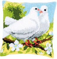 Pigeons Blancs, kit coussin canevas Vervaco