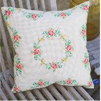 Guirlande de Roses, kit coussin  broder